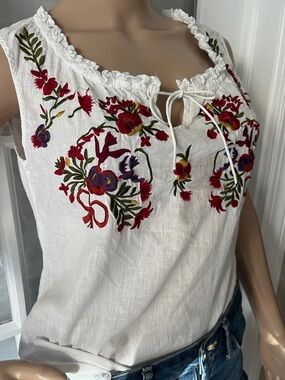 White Embroidered Floral Peasant Camisole
